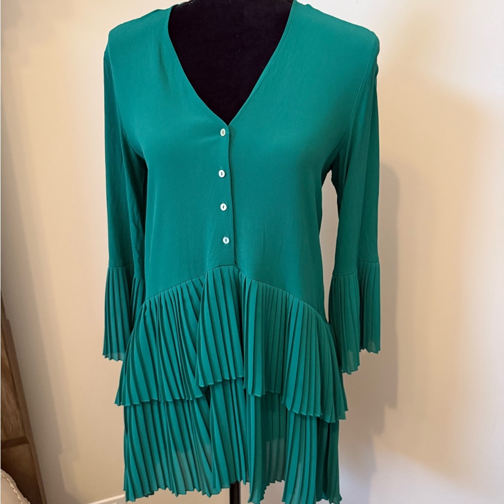 ZARA size S Green Pleated V-Neck Blouse